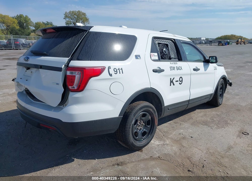 2016 FORD UTILITY POLICE INTERCEPTOR VIN: 1FM5K8AR8GGC42088