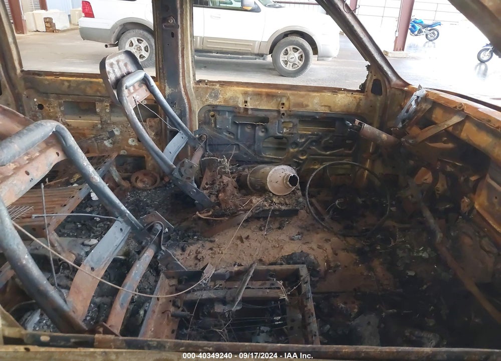 1993 CHEVROLET SUBURBAN K1500 VIN: 1GNFK16K4PJ365957