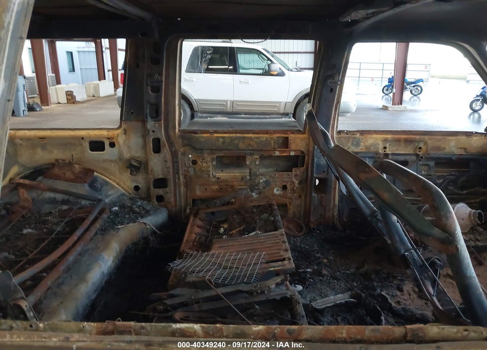 1993 CHEVROLET SUBURBAN K1500 VIN: 1GNFK16K4PJ365957