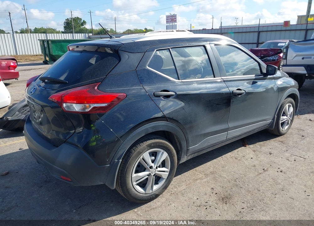 2019 NISSAN KICKS S VIN: 3N1CP5CU0KL526982