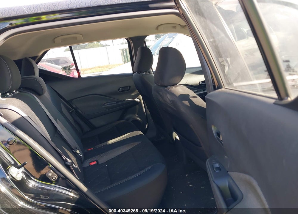 2019 NISSAN KICKS S VIN: 3N1CP5CU0KL526982