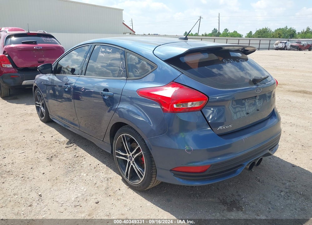 2018 FORD FOCUS ST VIN: 1FADP3L98JL233011