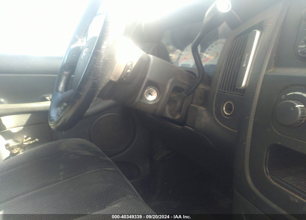 2005 DODGE RAM 1500 VIN: 1D7HU18D95S358803