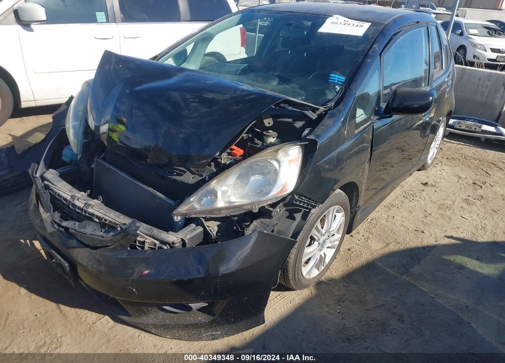 2011 HONDA FIT SPORT VIN: JHMGE8H52BC026128