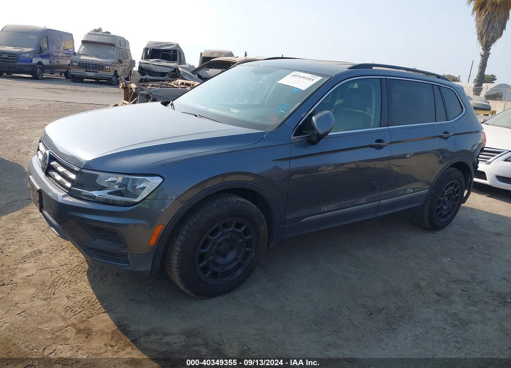 2018 VOLKSWAGEN TIGUAN 2.0T SE/2.0T SEL VIN: 3VV3B7AX4JM159082