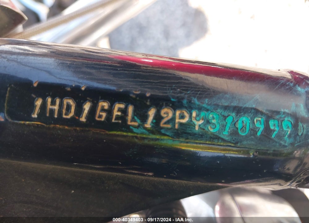 1993 HARLEY-DAVIDSON FXDWG VIN: 1HD1GEL12PY310999