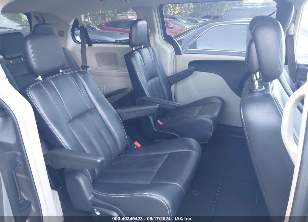 2013 CHRYSLER TOWN & COUNTRY TOURING VIN: 2C4RC1BG4DR737678