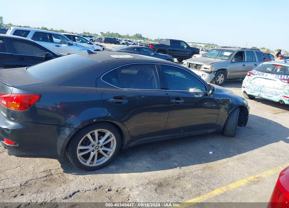 2007 LEXUS IS 250 VIN: JTHBK262472034155
