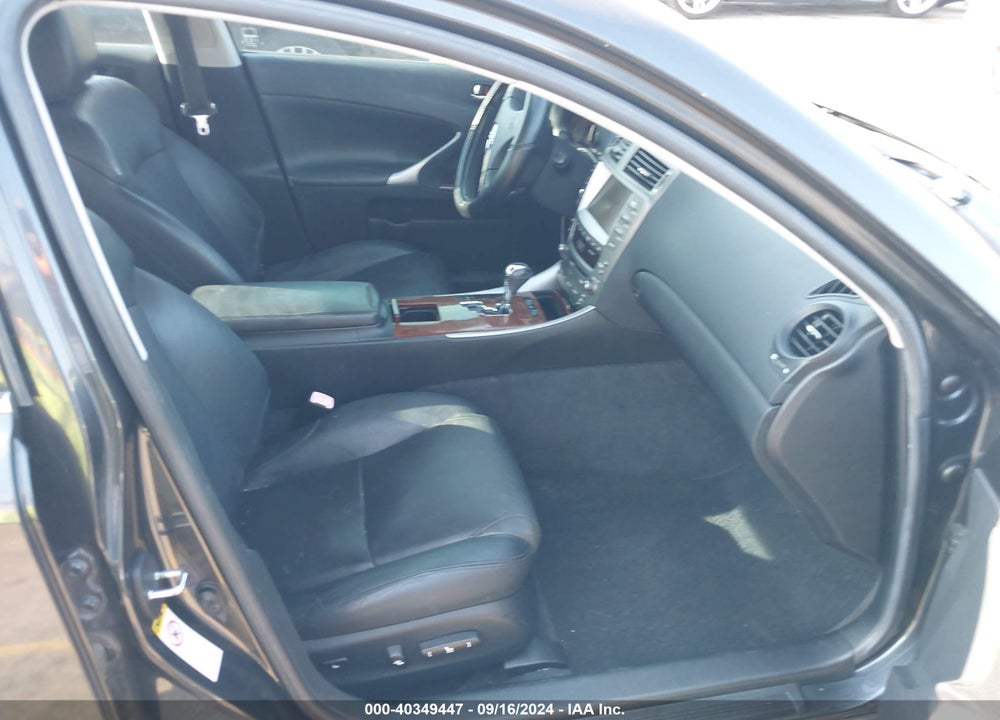 2007 LEXUS IS 250 VIN: JTHBK262472034155