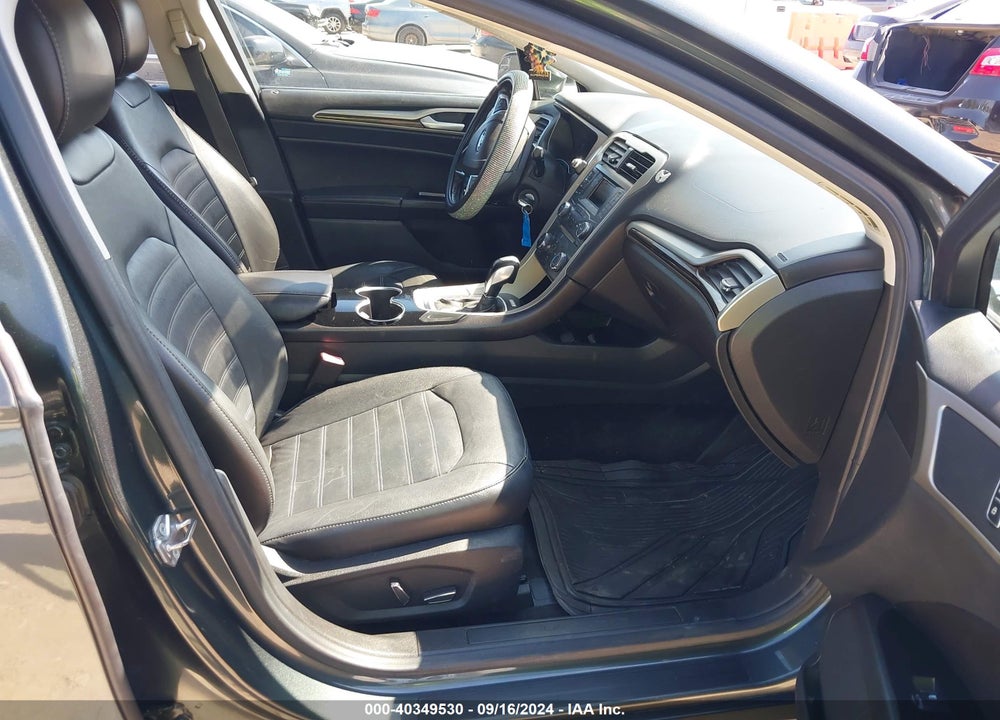 2015 FORD FUSION SE VIN: 3FA6P0HDXFR234335