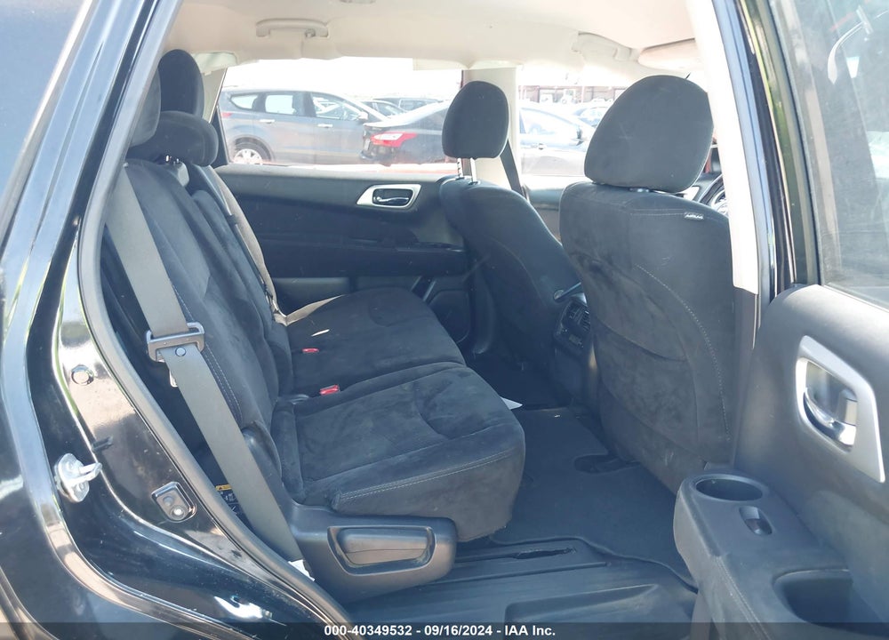2015 NISSAN PATHFINDER SV VIN: 5N1AR2MN1FC612139