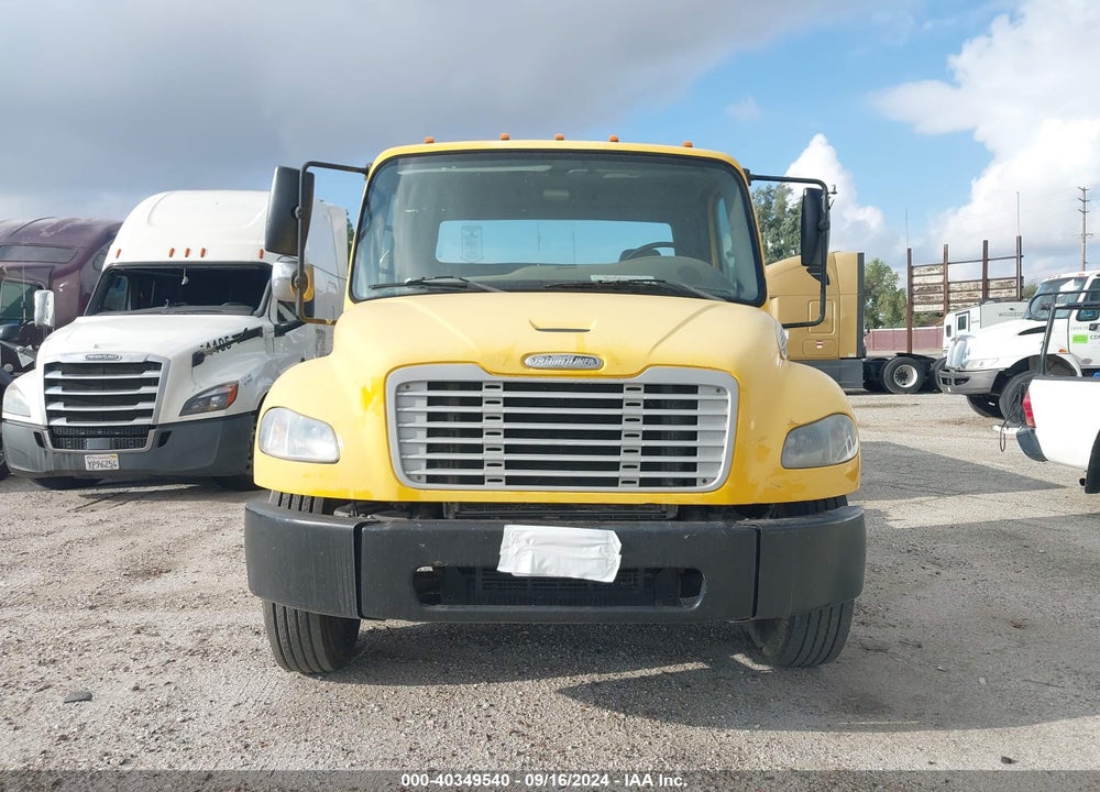 2013 FREIGHTLINER M2 106 MEDIUM DUTY VIN: 1FVACXDT9DDBU8257