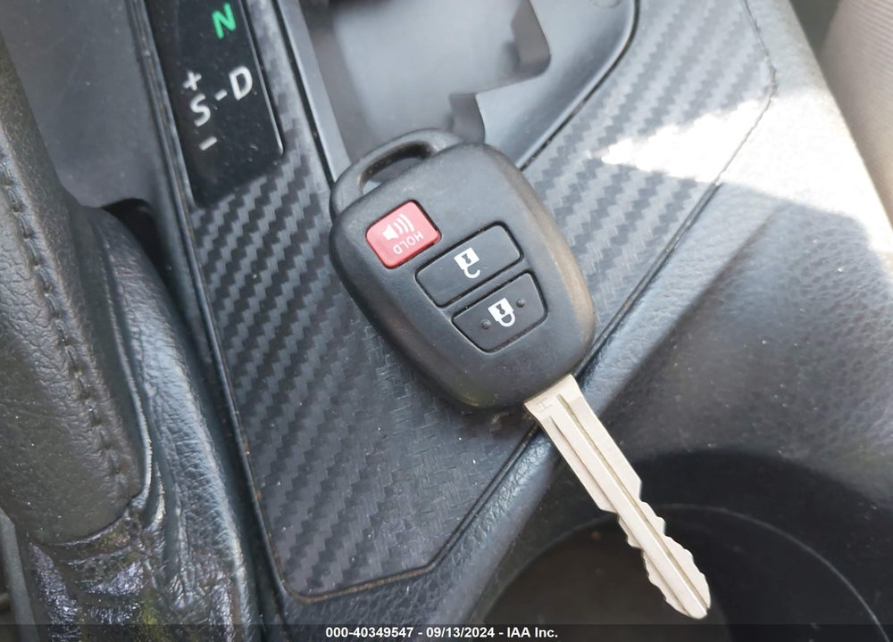 2013 TOYOTA RAV4 LE VIN: JTMZFREV1DD016463