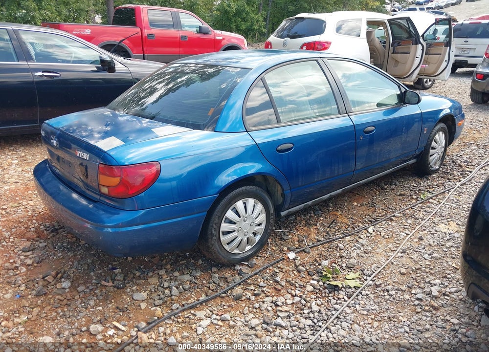 2002 SATURN S-SERIES SL VIN: 1G8ZF52832Z220747