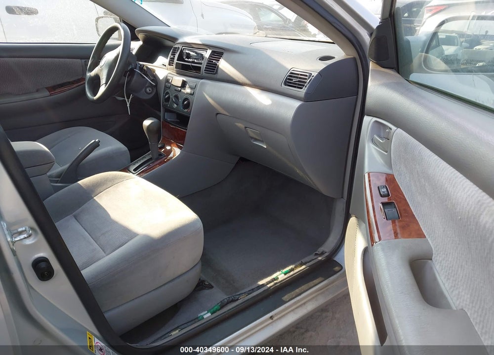 2005 TOYOTA COROLLA LE VIN: 1NXBR30EX5Z401434