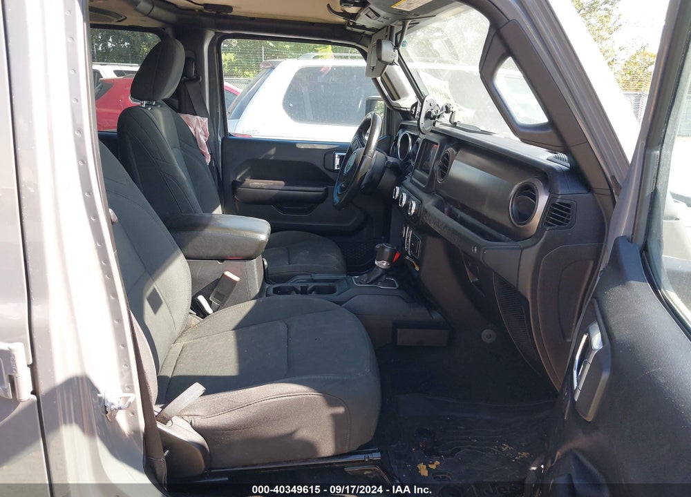 2018 JEEP WRANGLER UNLIMITED SPORT S 4X4 VIN: 1C4HJXDNXJW205659