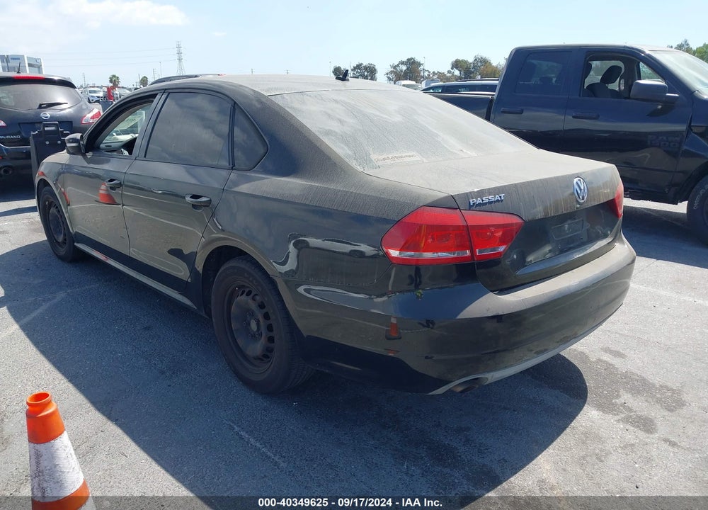 2013 VOLKSWAGEN PASSAT 2.5L S VIN: 1VWAP7A32DC046819