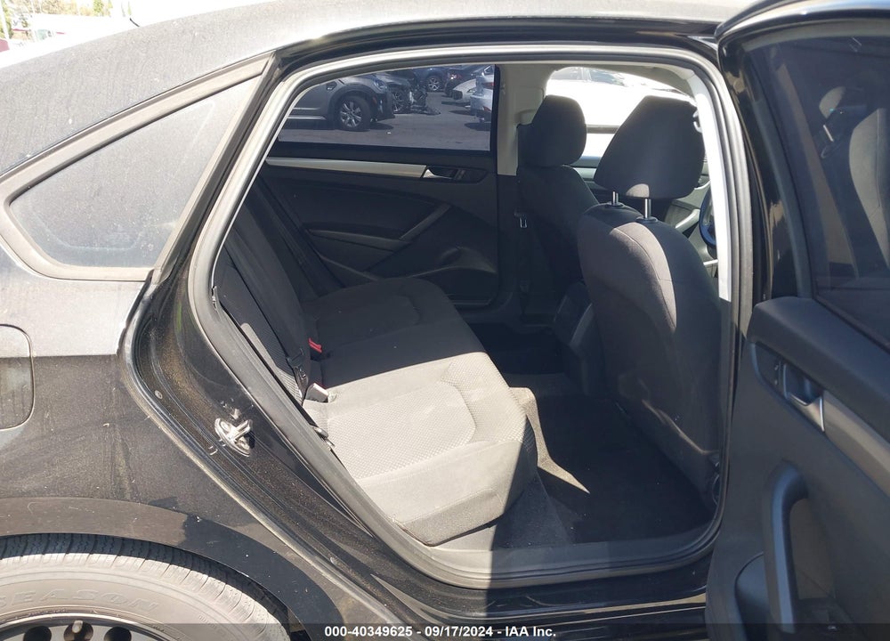 2013 VOLKSWAGEN PASSAT 2.5L S VIN: 1VWAP7A32DC046819
