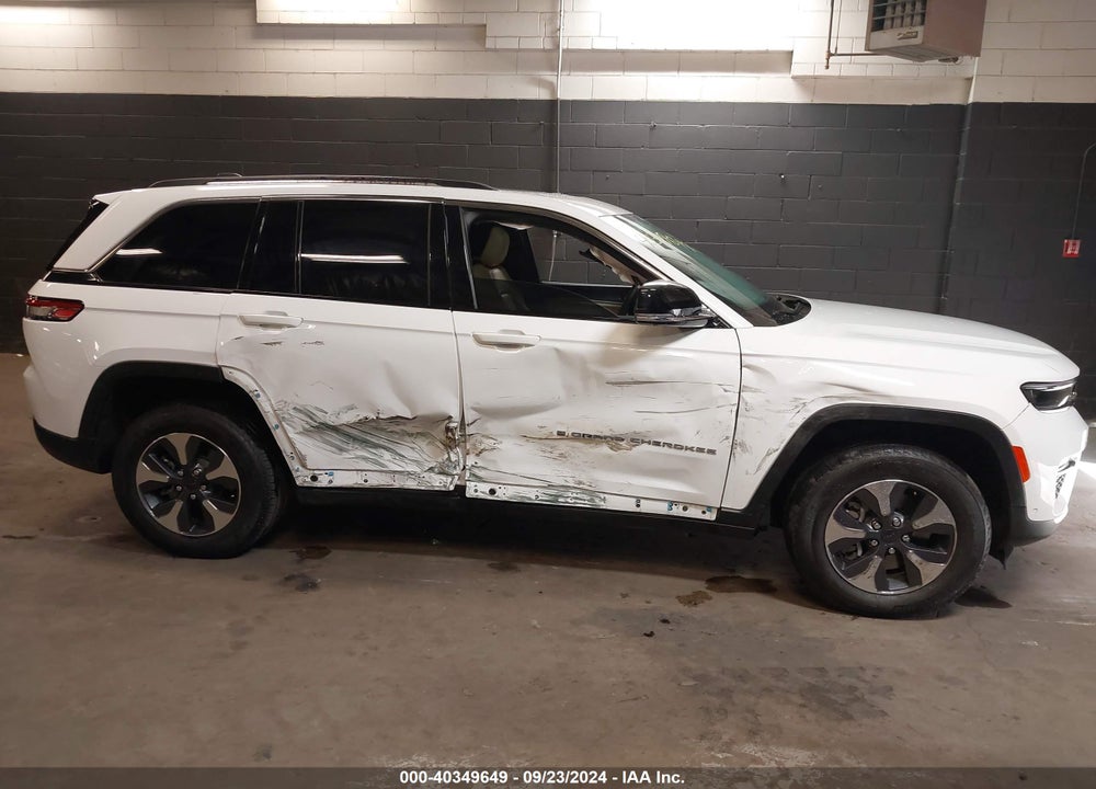 2022 JEEP GRAND CHEROKEE 4XE LIMITED 4X4 VIN: 1C4RJYB65N8721010