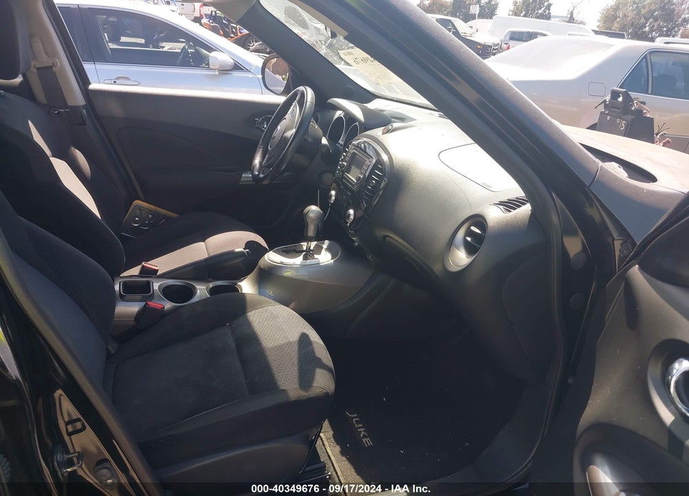 2014 NISSAN JUKE SV VIN: JN8AF5MR1ET353317