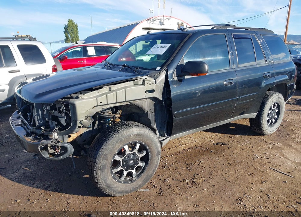 2005 CHEVROLET TRAILBLAZER LT VIN: 1GNDT13S752357805