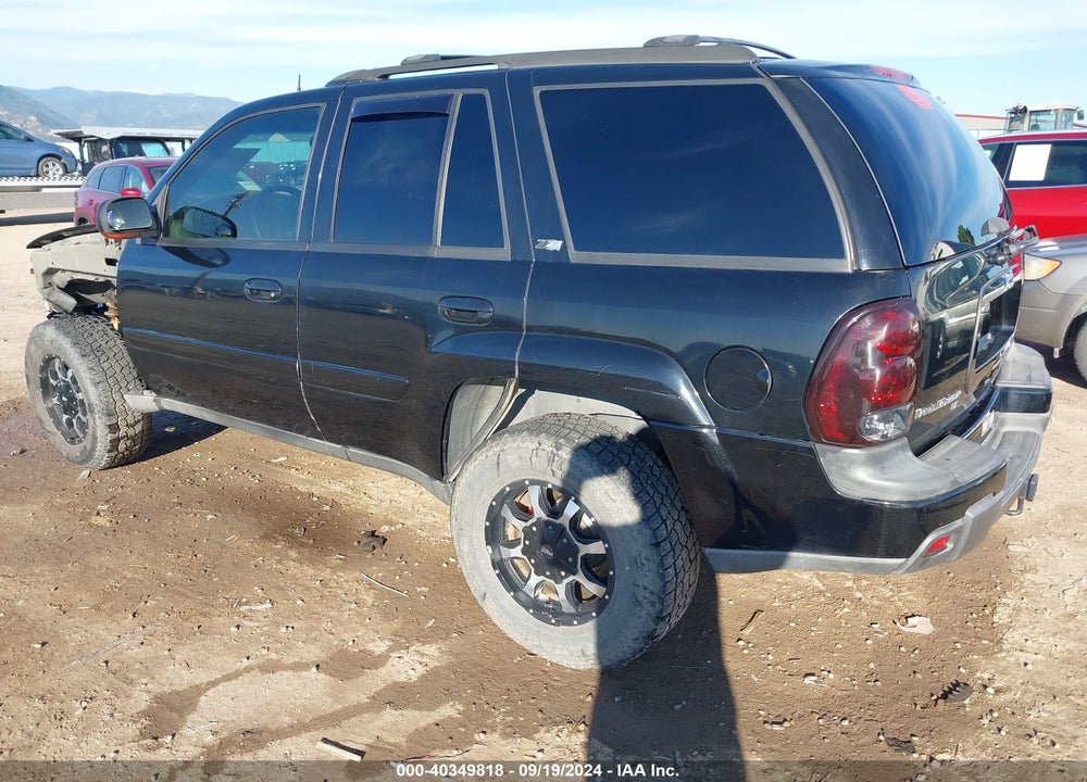 2005 CHEVROLET TRAILBLAZER LT VIN: 1GNDT13S752357805