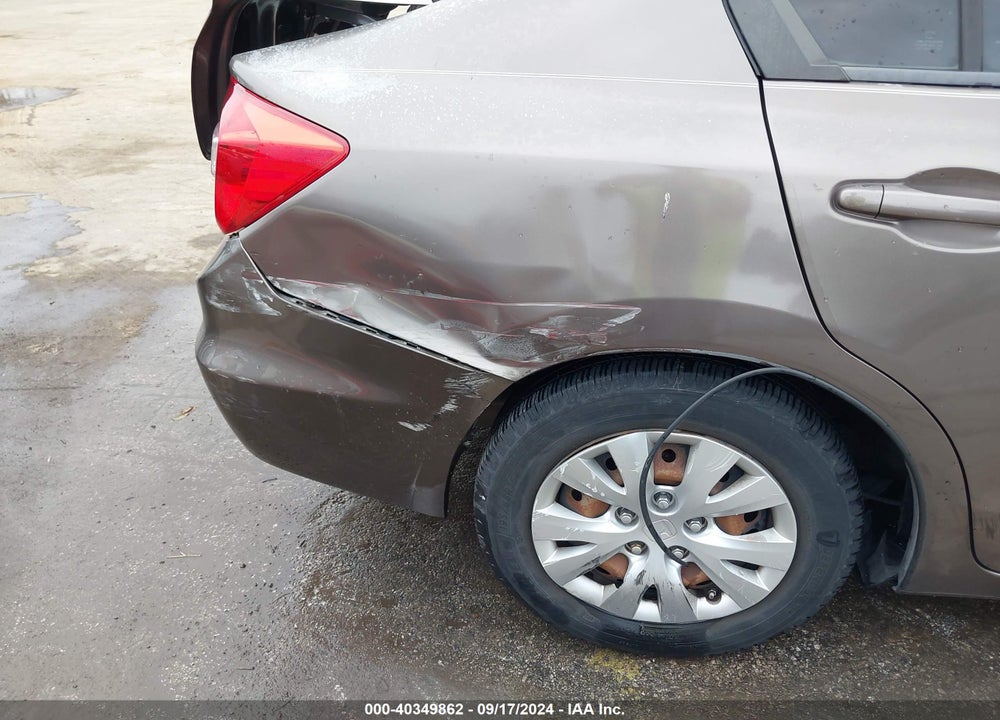2012 HONDA CIVIC LX VIN: 2HGFB2F57CH587849