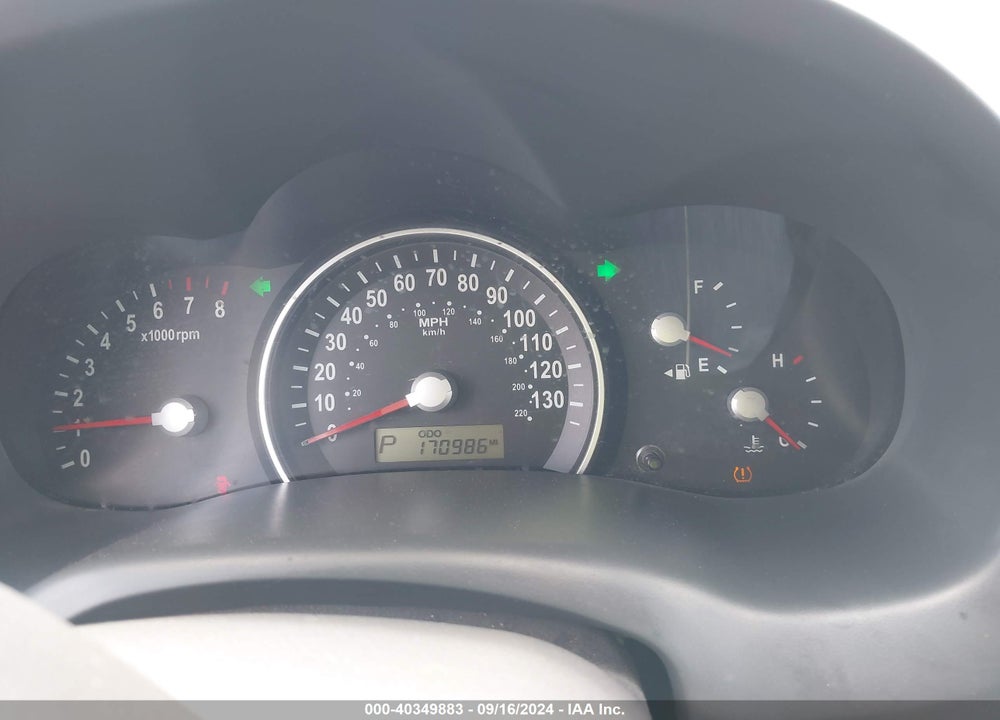 2010 KIA SEDONA LX VIN: KNDMG4C36A6333196
