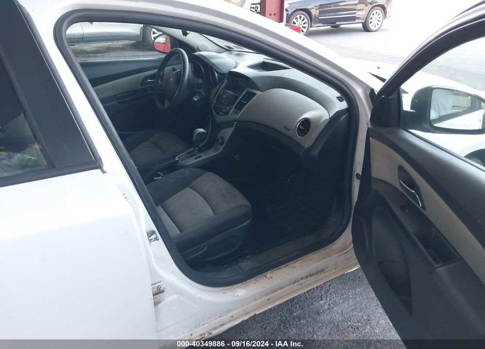 2014 CHEVROLET CRUZE LS AUTO VIN: 1G1PA5SGXE7304558
