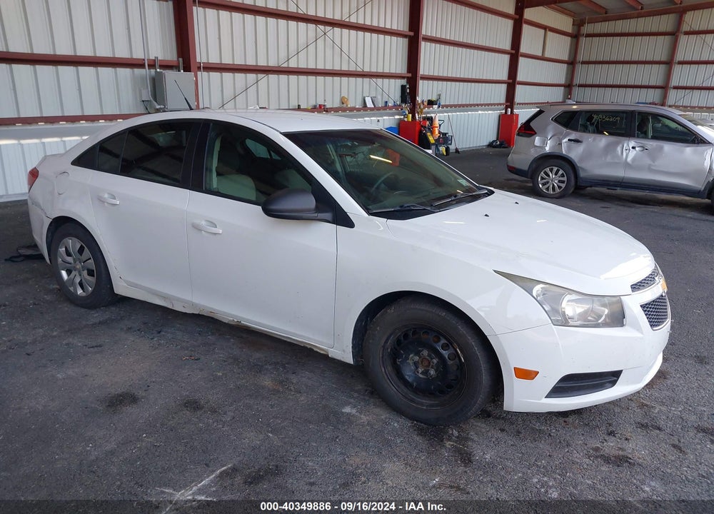 2014 CHEVROLET CRUZE LS AUTO VIN: 1G1PA5SGXE7304558
