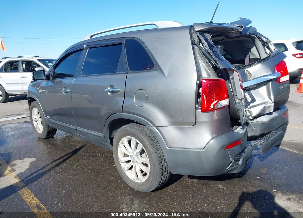 2011 KIA SORENTO EX V6 VIN: 5XYKUDA21BG056319