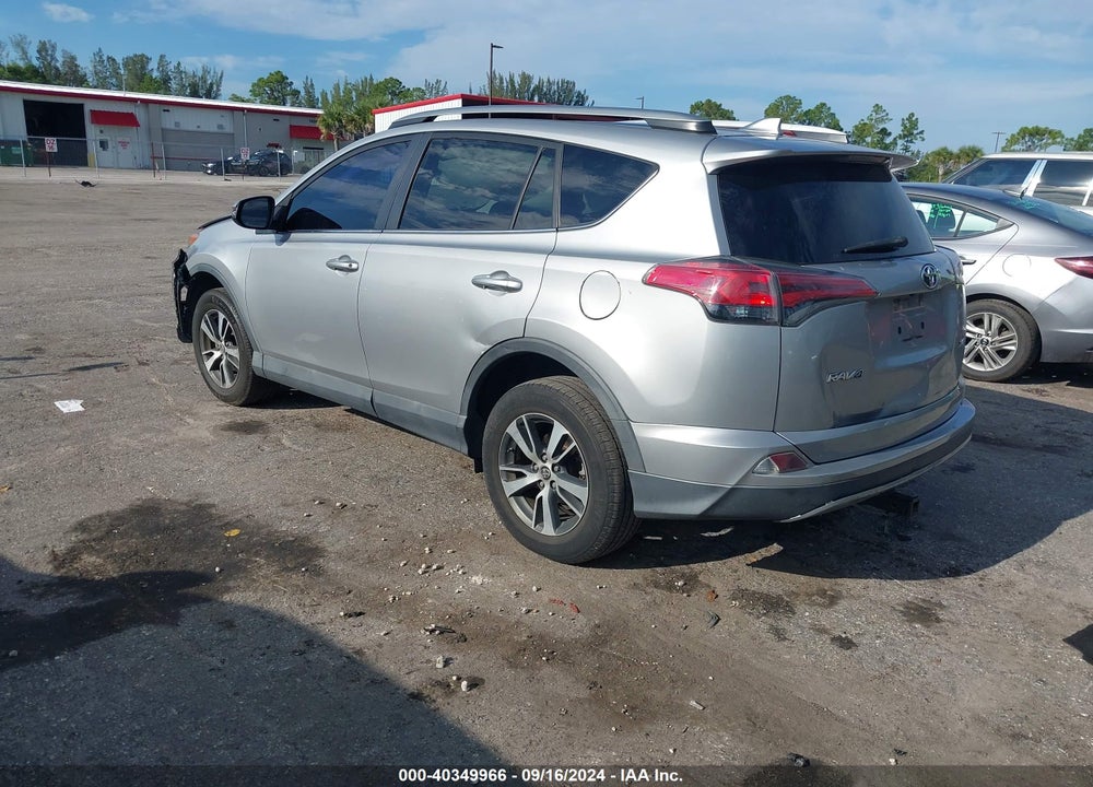 2018 TOYOTA RAV4 XLE VIN: 2T3WFREV4JW405776