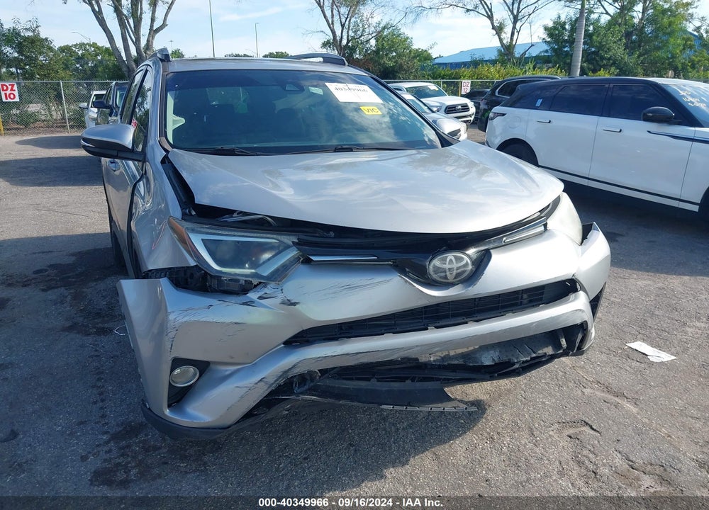 2018 TOYOTA RAV4 XLE VIN: 2T3WFREV4JW405776