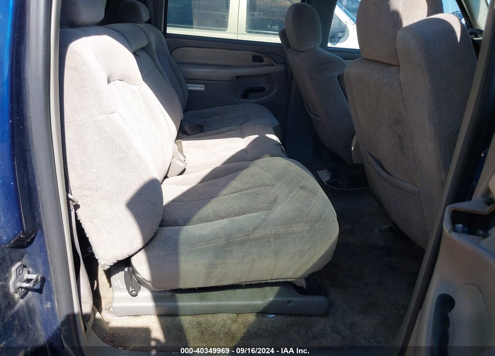2001 CHEVROLET SUBURBAN 1500 LS VIN: 3GNEC16T41G141484