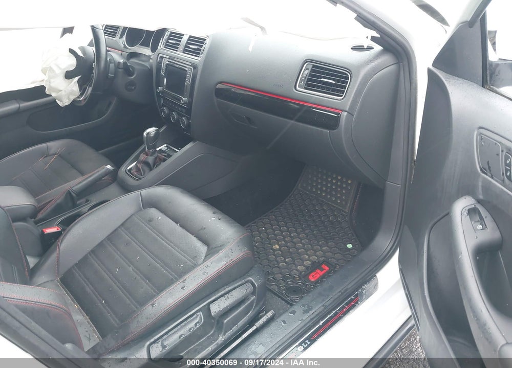 2018 VOLKSWAGEN JETTA 2.0T GLI VIN: 3VW4T7AJ4JM240754