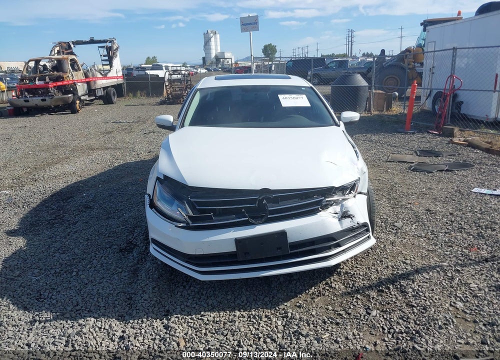2017 VOLKSWAGEN JETTA 1.4T SE VIN: 3VWDB7AJ2HM270400