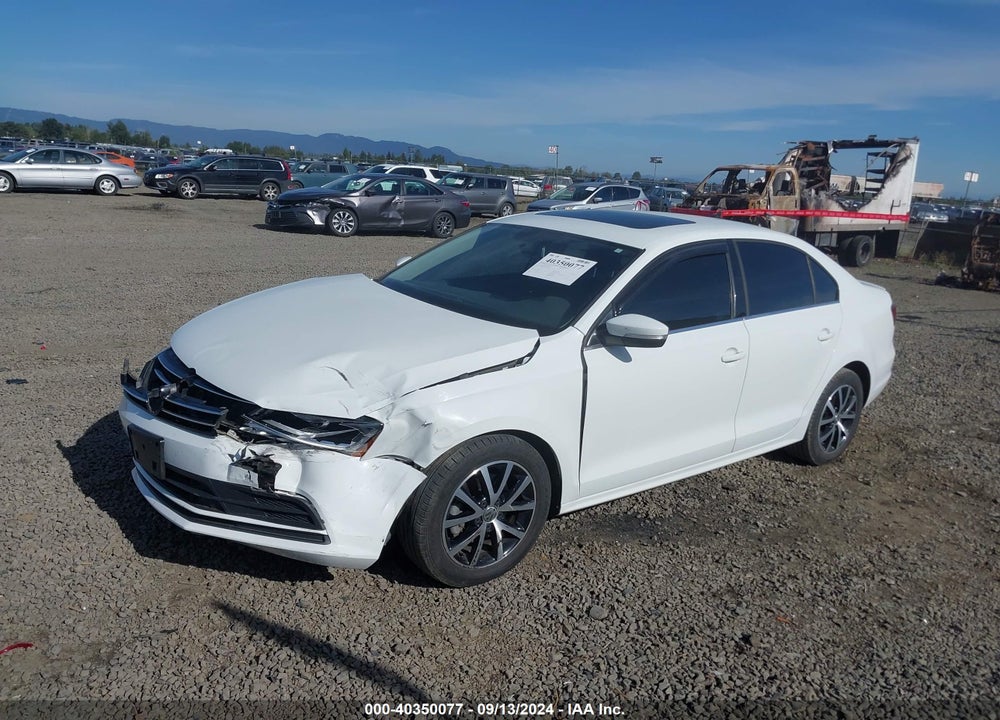 2017 VOLKSWAGEN JETTA 1.4T SE VIN: 3VWDB7AJ2HM270400