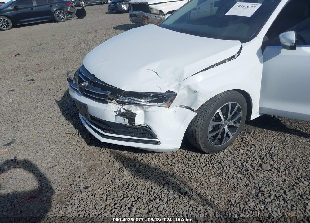 2017 VOLKSWAGEN JETTA 1.4T SE VIN: 3VWDB7AJ2HM270400