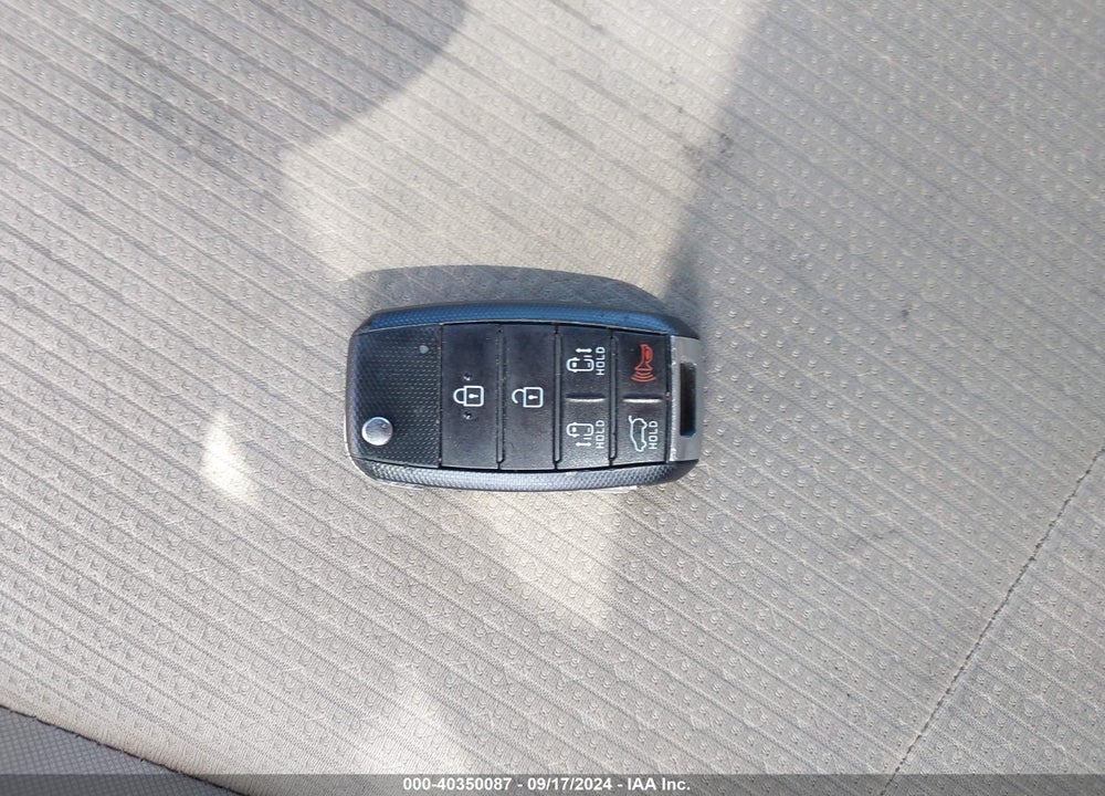 2016 KIA SEDONA LX VIN: KNDMB5C18G6192630