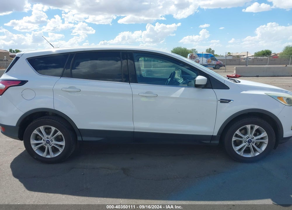 2017 FORD ESCAPE SE VIN: 1FMCU0GD5HUC78807