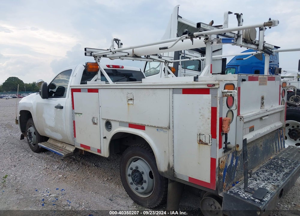 2008 CHEVROLET SILVERADO 3500HD WORK TRUCK VIN: 1GBHC34K58E188959