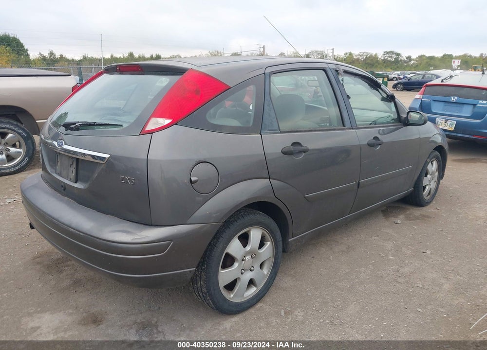 2002 FORD FOCUS ZX5 VIN: 3FAFP37322R174457