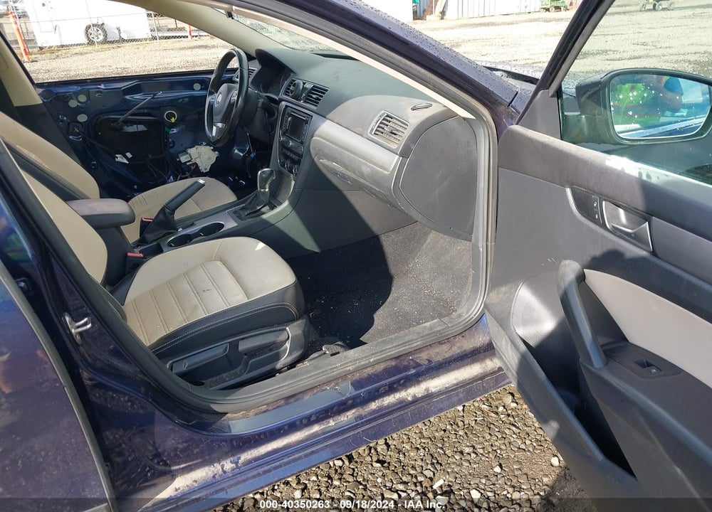 2015 VOLKSWAGEN PASSAT 1.8T SE VIN: 1VWBT7A34FC020371
