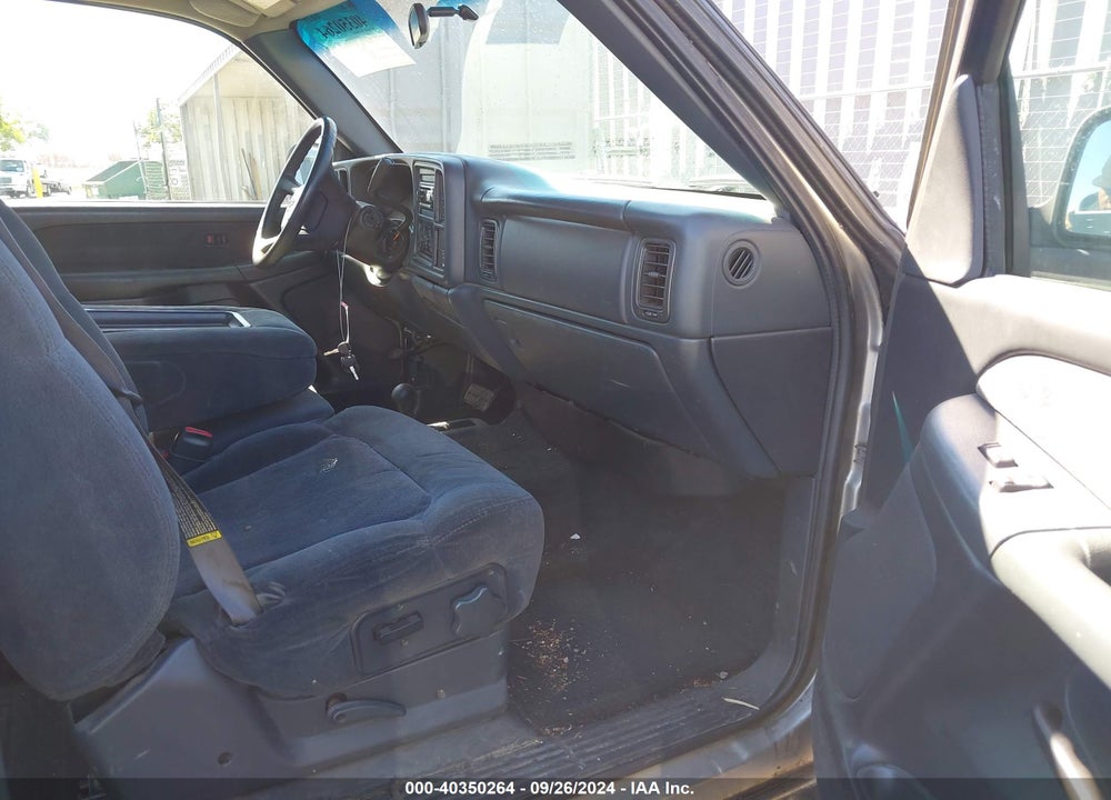 2001 CHEVROLET SILVERADO 1500 LS VIN: 1GCEK19T81Z109936