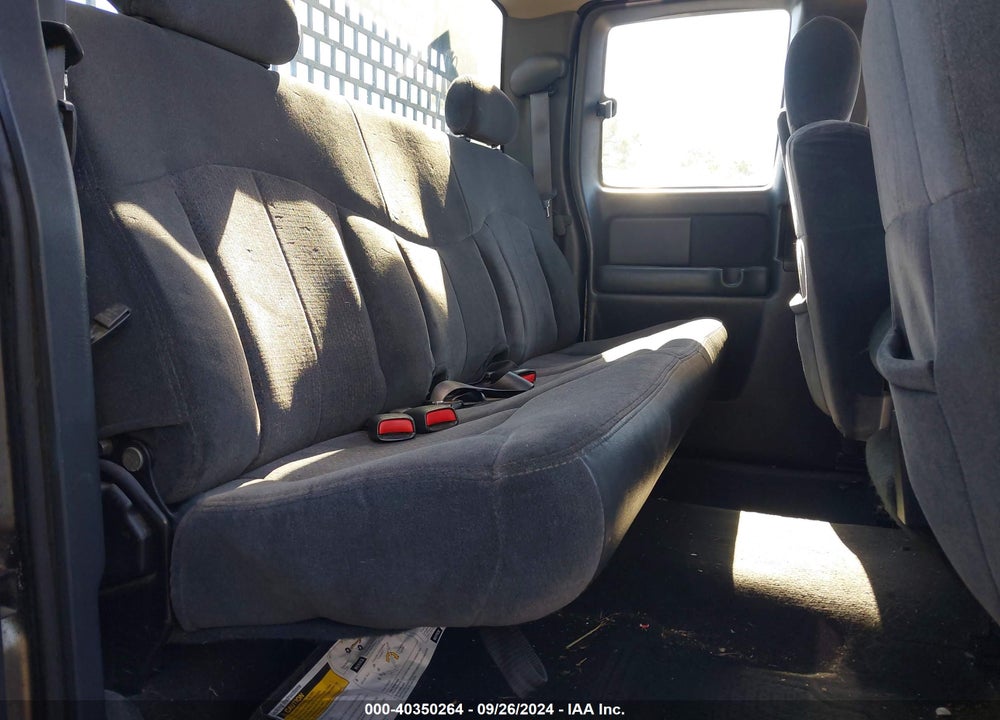 2001 CHEVROLET SILVERADO 1500 LS VIN: 1GCEK19T81Z109936