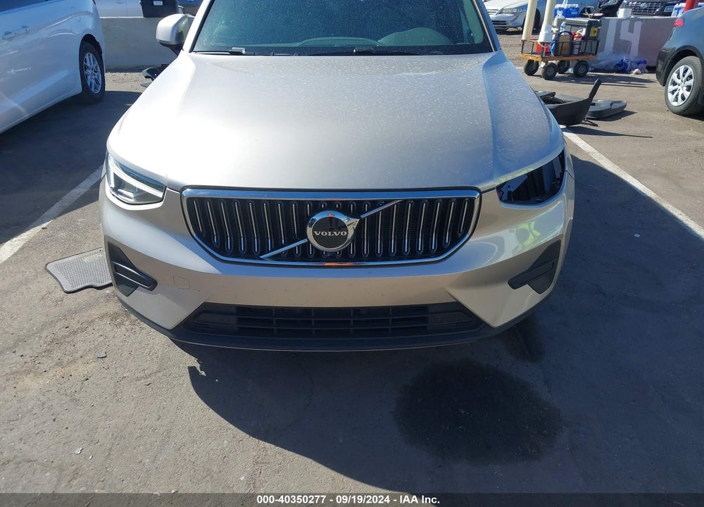 2024 VOLVO XC40 B5 CORE BRIGHT THEME/B5 CORE DARK THEME VIN: YV4L12UK3R2263406