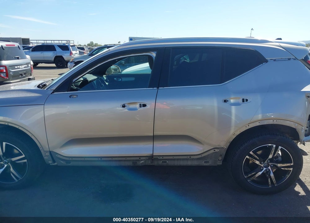 2024 VOLVO XC40 B5 CORE BRIGHT THEME/B5 CORE DARK THEME VIN: YV4L12UK3R2263406