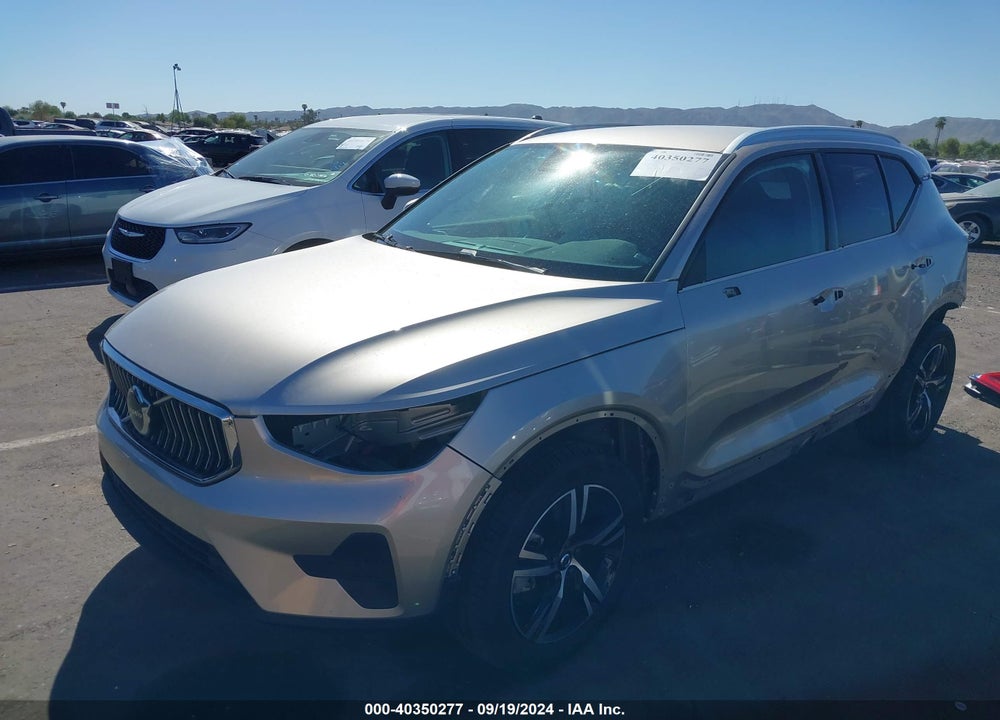 2024 VOLVO XC40 B5 CORE BRIGHT THEME/B5 CORE DARK THEME VIN: YV4L12UK3R2263406