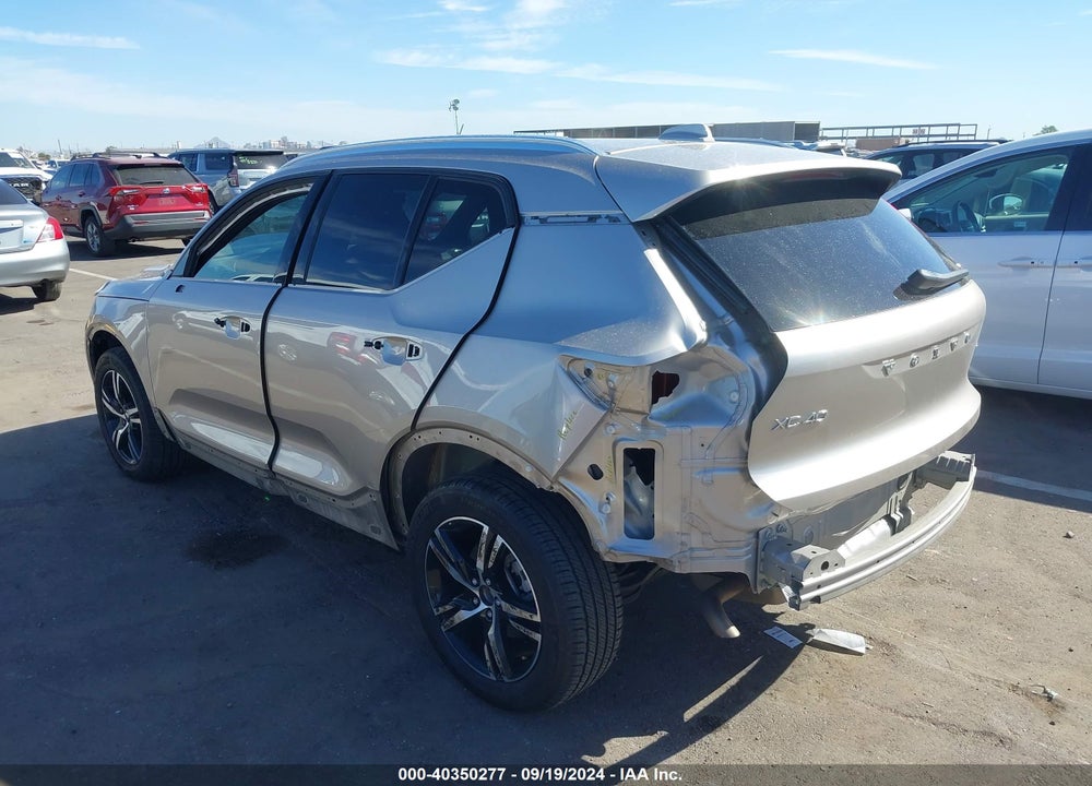 2024 VOLVO XC40 B5 CORE BRIGHT THEME/B5 CORE DARK THEME VIN: YV4L12UK3R2263406