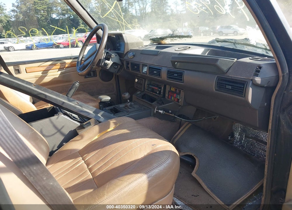 1989 LAND ROVER RANGE ROVER VIN: SALHV1244KA358282